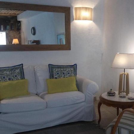 Ana'S Guest House Chambres D'Hotes Aups Exterior foto